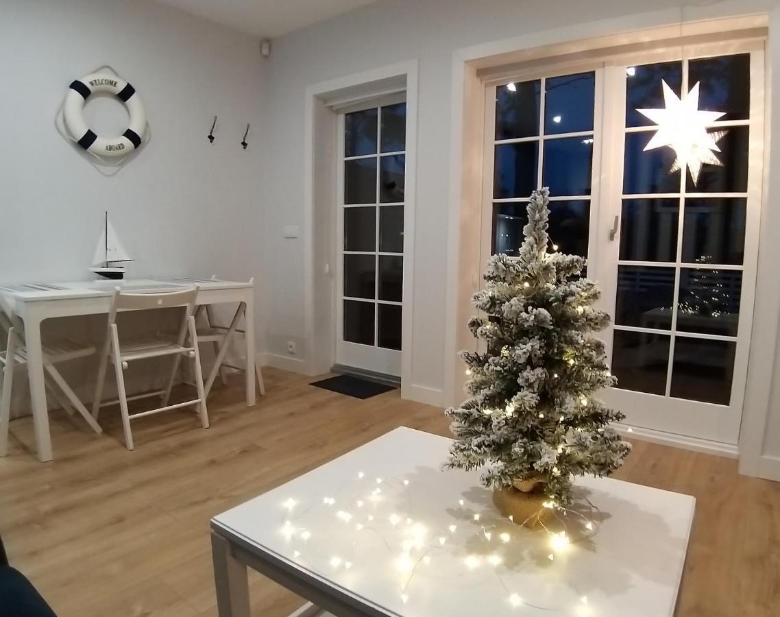 Przystan Na Zagorzu - Apartamenty Nad Jeziorem Drezdenko Extérieur photo